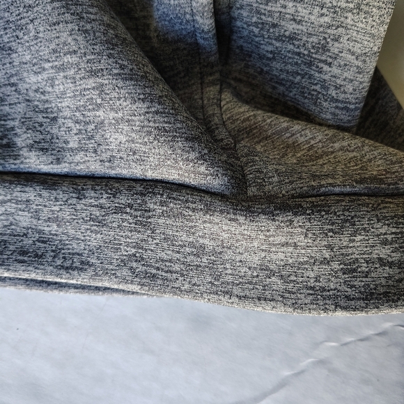 Nike Therma-Fit Hoodie Gray Youth Size XL Sweatshirt Thumb Holes Stain Repel - Picture 12 of 16